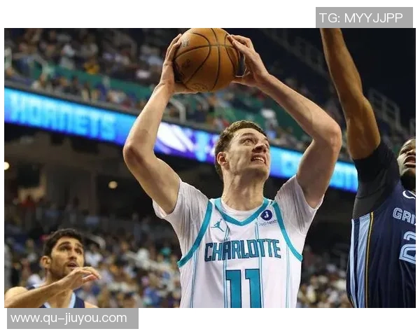 黄蜂新秀卡尔克布伦纳前10场命中率创历史新高超越姚明纪录